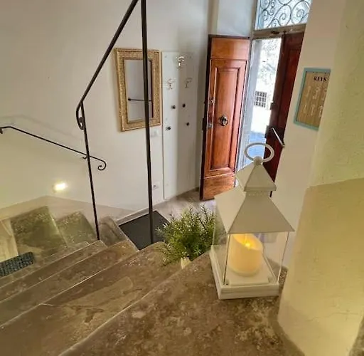 アパート Tolletta 10elode *