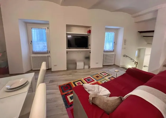 Tolletta 10elode アレッツォ